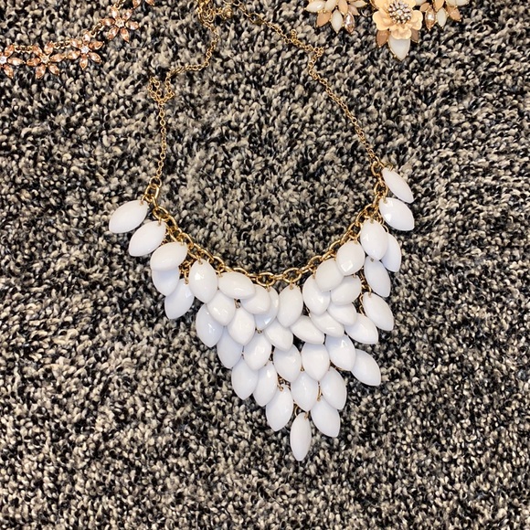 fancy gold necklaces - Picture 6 of 6